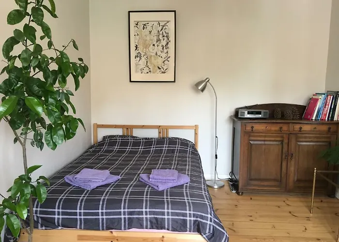 Sunrise In The Quiet Centre *